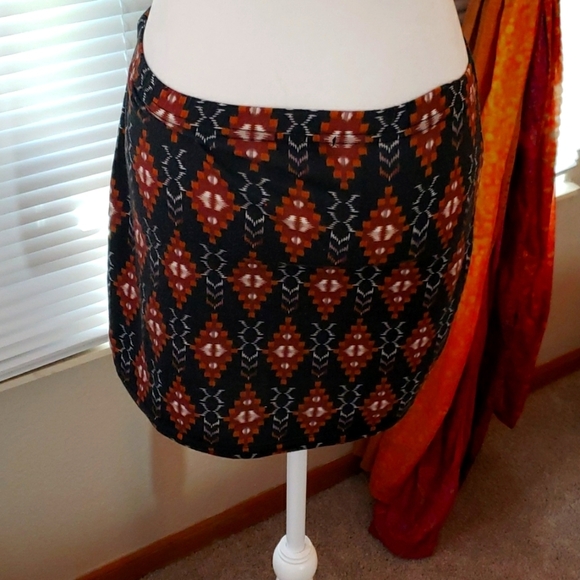 BOOHOO Tribal Mini Skirt - Picture 2 of 2